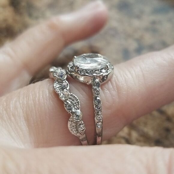❤ Silver Crystal Ring Set size 9 - Picture 5 of 6